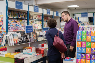 Photo n°20 de Librairie Les Petits Mots à Chatou (Papeterie)