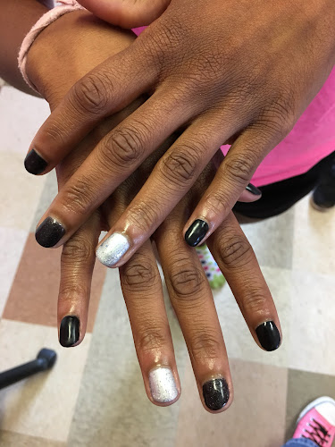 Nail Dimensions interior view