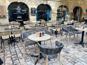 Photo n°12 de Eurotable : mobilier et art de la table à Bergerac (Magasin d'ameublement d'extérieur)