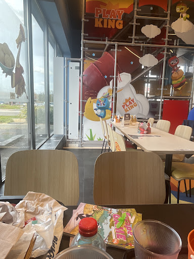 Photo 6 - Burger King