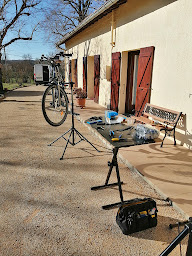 Photo n°5 de FOOLBIKE à Pompignan (Magasin de réparation de vélos)