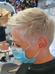 Photo n°7 de Stéphane Coiffure à Plan-de-Cuques (Salon de coiffure)