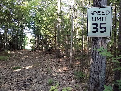 Northern Trailhead For Ramada Inn Trail