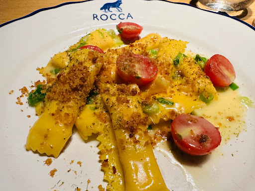 Rocca - Visual