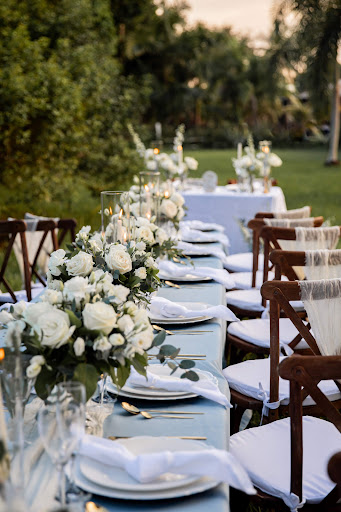 Bee Kind Florals LLC