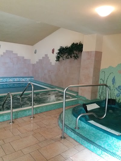 Photos of Elizabeth Superior Hotel