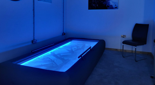 Float-Away Private Day Spa and Sauna, Downhill