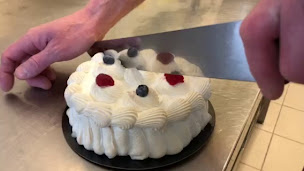 Photo n°10 de Artisan Boulanger-Pâtissier A&B LE MAT à La Roche-Jaudy (Pâtisserie)