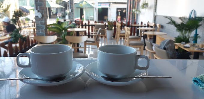 Moon Coffee & Tea, Mỹ Hạnh Nam, Đức Hòa, Long An