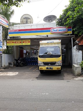 Indomaret, Author: Slamet Rahardjo