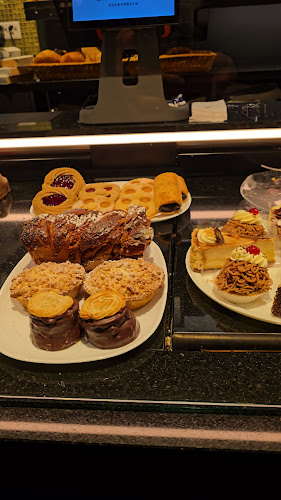 Rezensionen über Zuckerbäckerei Ermatinger's Café Späth in Schaffhausen - Restaurant