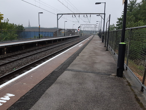 Aston railway station - Thumbnail