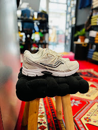 Photo n°26 de RdH à Bayeux (Magasin de vêtements pour hommes)