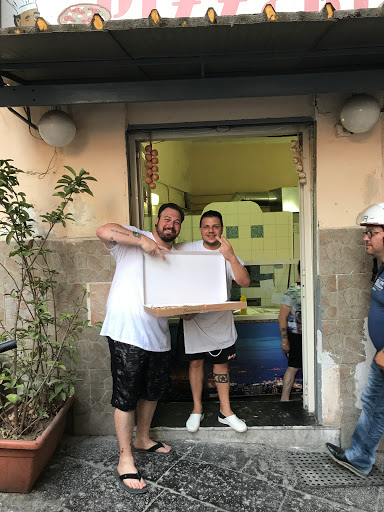 Pizzeria Viviani Gallery - Italy