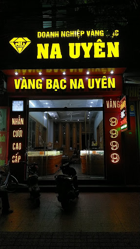 Tiệm Vàng Na Uyên