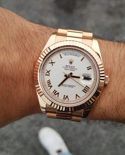 Happy Timepiece - Visual