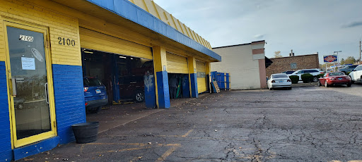 Velasquez Muffler & Brakes