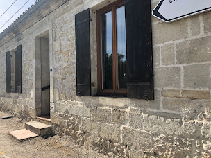 Photo n°1 de Laboratoire d'œnologie Jacoby Sourdès à Podensac (Vignoble)