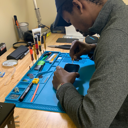 Maine Geeks iPhone & Computer Repair - Thumbnail