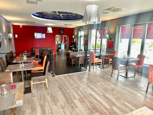 Photo n°46 de Restaurant Le Bouchon à Toussus-le-Noble (Cave à vins)