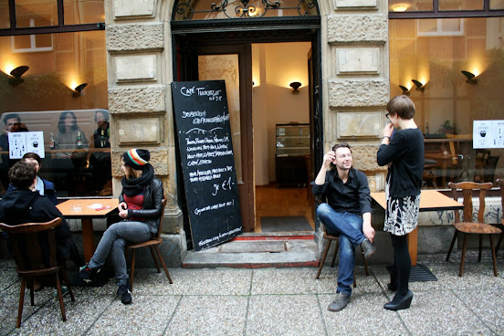 Café Tunichtgut by null