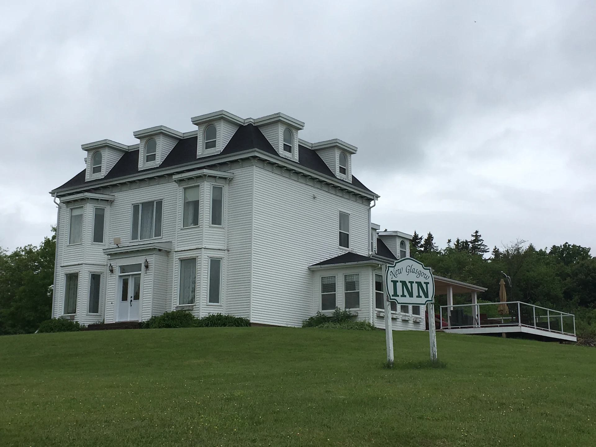 The New Glasgow Inn