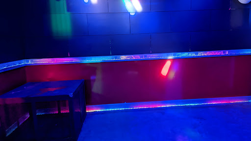 La Suite - Bankok Club Gallery - France