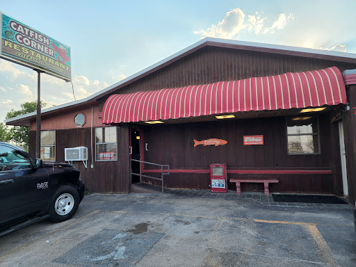 Catfish Corner - Thumbnail
