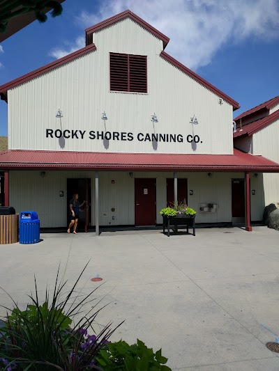 Rocky Shores at Hogle Zoo