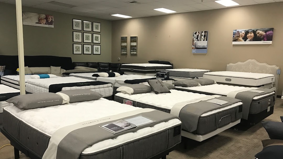 The outlet mattress center deals