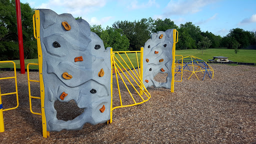 Kenwood Heights Park - Thumbnail