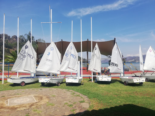 ESCUELA DE VELA VALLE DE BRAVO Gallery - Mexico
