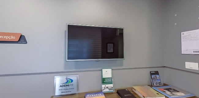 Número de telefone de Alves e Vargas Imóveis