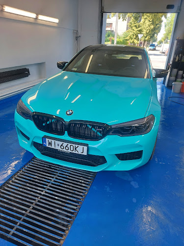 Golden Cars - Lublin