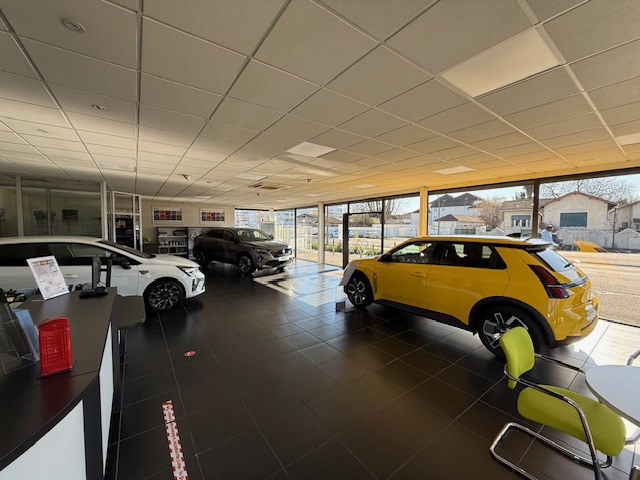 Renault / Dacia - Garage Lasmazeres Agent - Pau