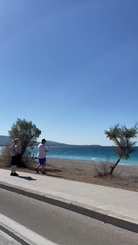 Παραλία Ιξιά Ανοιχτές ώρες