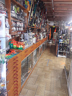 Aux Couteaux De Laguiole, Pêche et Maroquinerie à Espalion