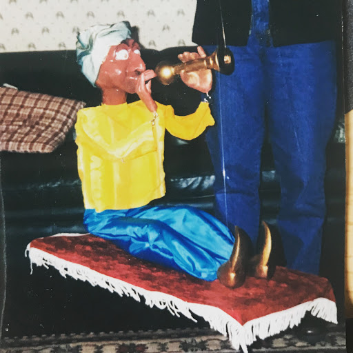 Bizarre Props - Visual