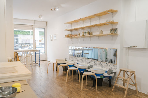 Photo de NATURE d'ARGILE : COURS de poterie et VENTE de céramiques à Saint-Gervais-les-Trois-Clochers (86230)