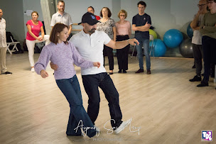 Photo n°1 de cours de danse rock et cours de danse west coast swing à Oissel (Club de danse)