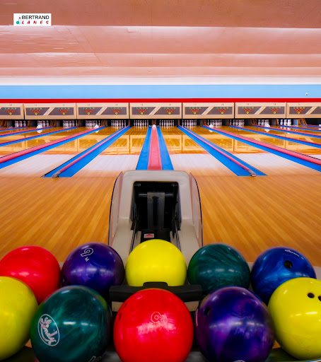 Bertrand Bowling Lanes Inc - Thumbnail