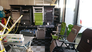 Photo n°31 de CAMPING-CARS JACQUELINE CHERBOURG PAR GUEUDET 1880 à Tollevast (Magasin d'articles pour véhicules de loisirs)