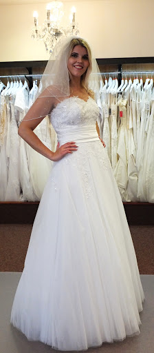 Braut- und Festmoden "TRAUMHOCHZEIT" by Modehaus Klett's TREND-SHOP Gallery - Germany