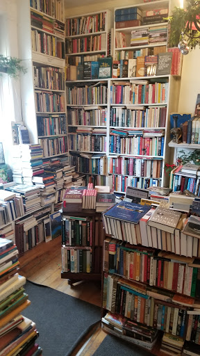 Book Stage - Visual