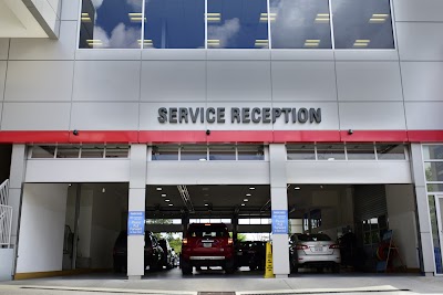 Photos of DARCARS Toyota Silver Spring