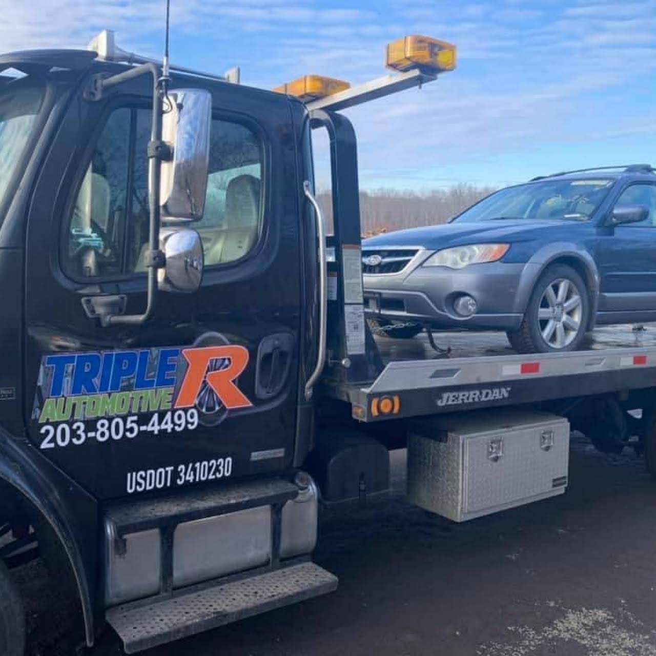 Triple R Towing 24 Hour Towing and Roadside Assistance in Waterbury