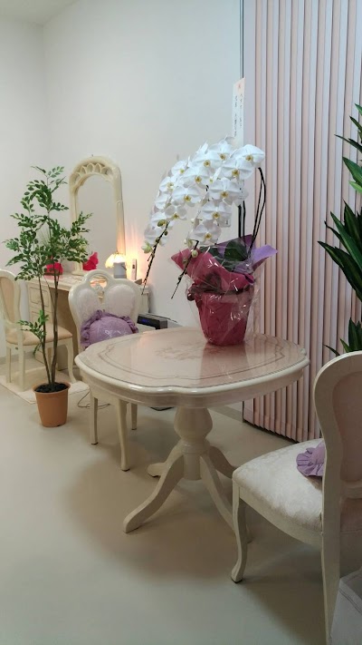 まつげエクステ専門店リタアイズ