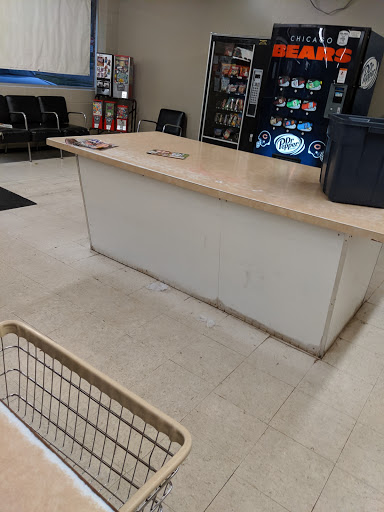 Coin laundry plaza - Thumbnail