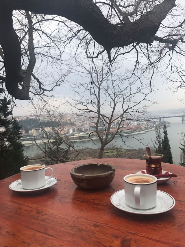 Pierre Lotti Cafe