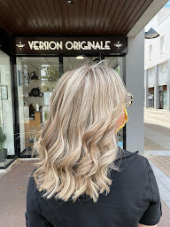 Photo n°11 de Version originale à Annecy (Salon de coiffure)
